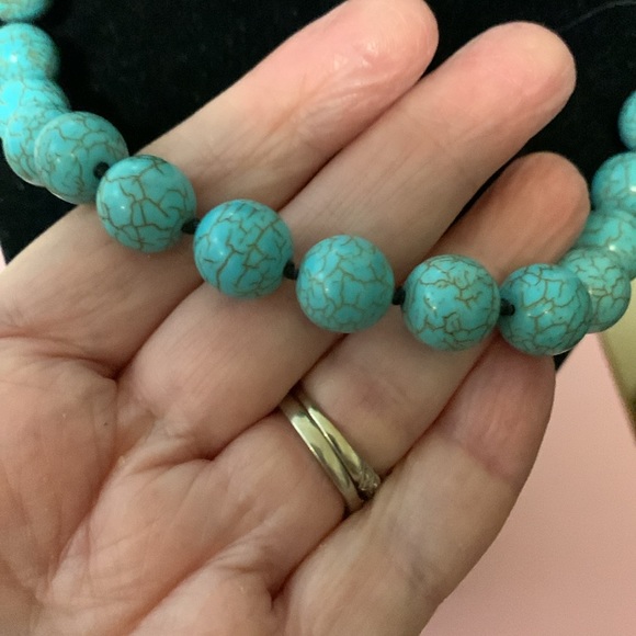 Beautiful necklace 18” - Picture 4 of 5